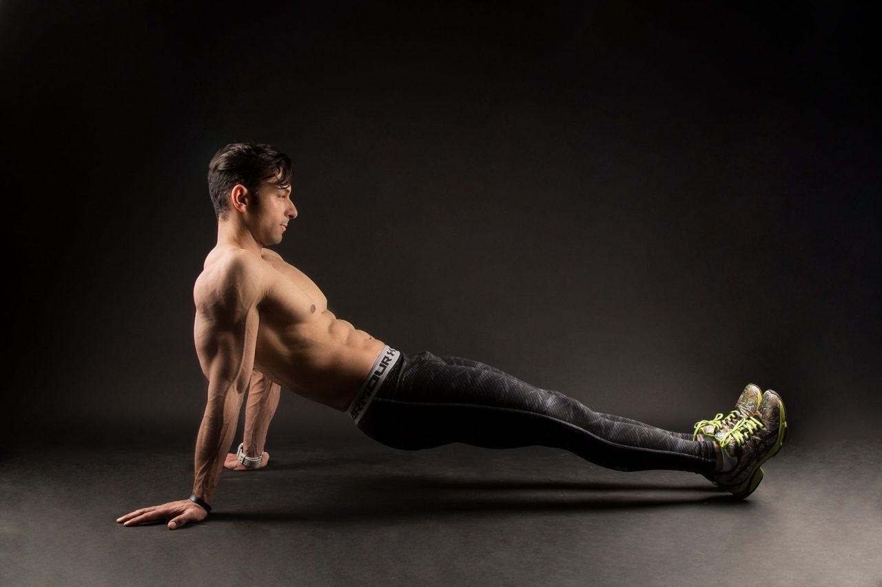 Personal Trainer mostra resultados em ensaio fotográfico Personal Trainer mostra resultados em ensaio fotográfico